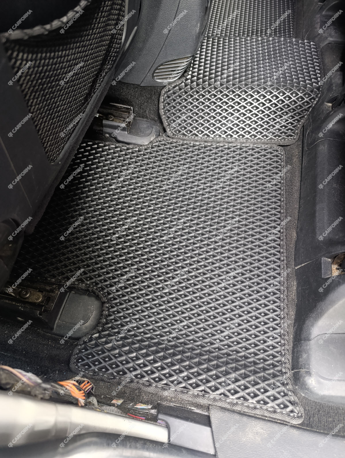 EVA коврики на Jeep Grand Cherokee (WK2) 2010&nbsp;-&nbsp;2022 в Сургуте