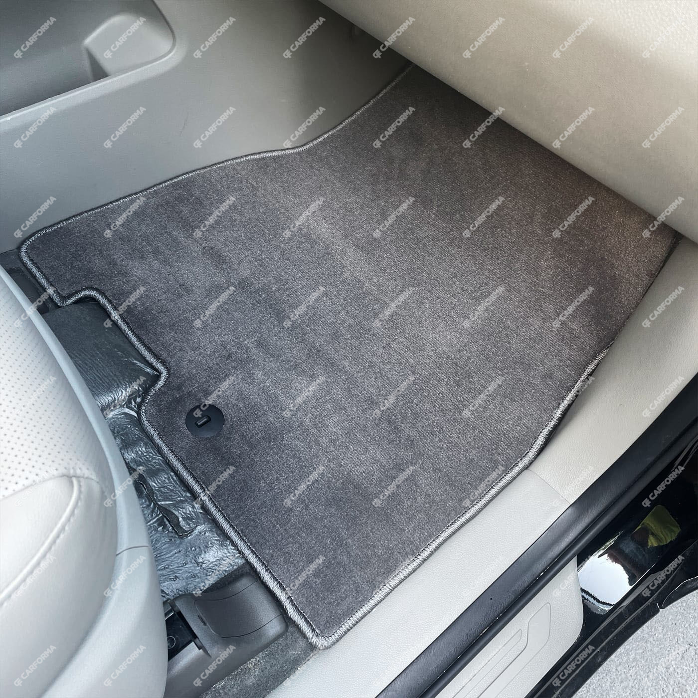 Коврики на KIA Carnival III 7 мест 2014&nbsp;-&nbsp;2021 в Сургуте