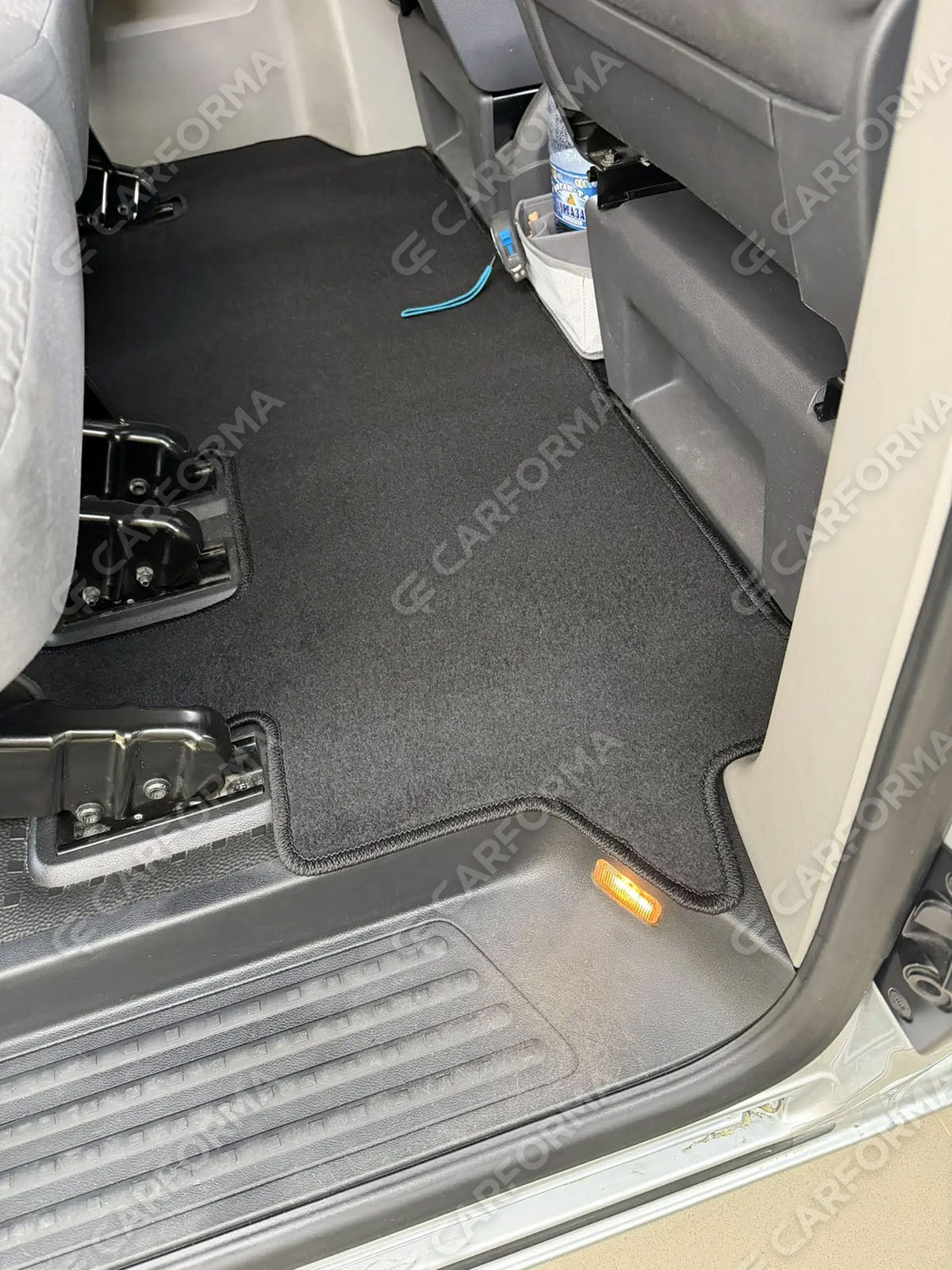 Водительские  коврики  Volkswagen Caravelle (T6.1) 2019&nbsp;-&nbsp;2024 в Сургуте