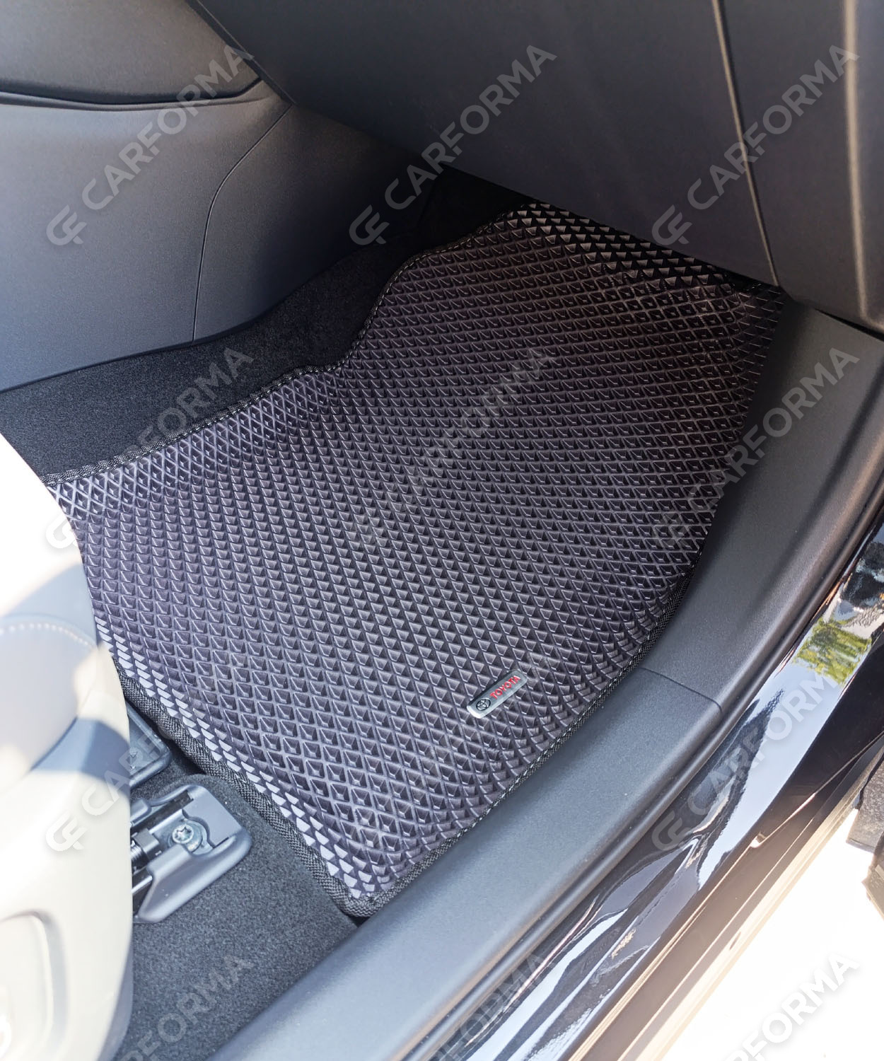 Ворсовые коврики на Toyota Rav4 VI 2025&nbsp;-&nbsp;2026 в Сургуте
