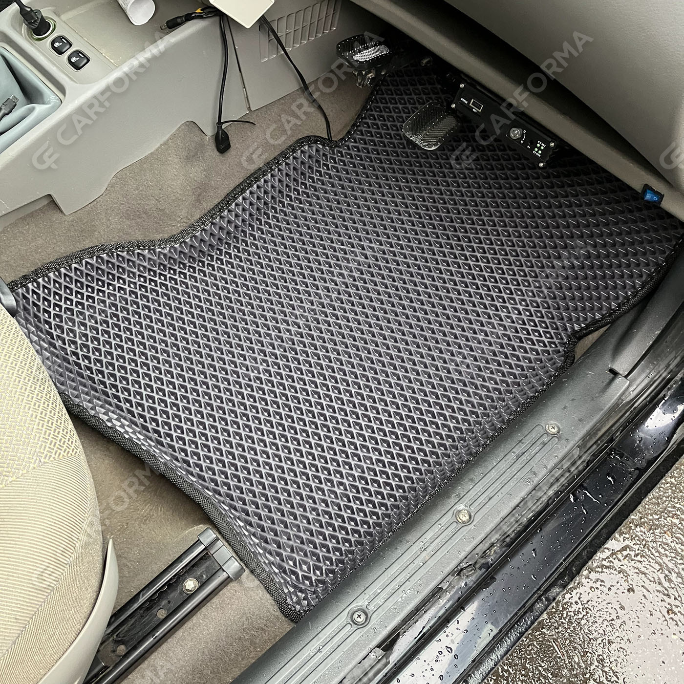 Коврики на Lada (ВАЗ) Kalina 2004&nbsp;-&nbsp;2018 в Сургуте