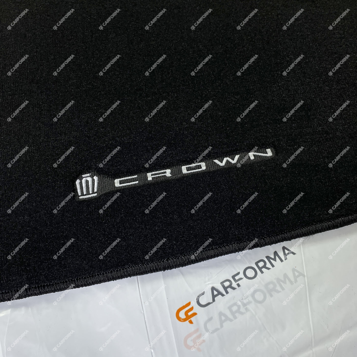 Коврики на Toyota Crown (S150) 1995&nbsp;-&nbsp;2001 в Сургуте