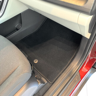 Коврики на KIA Carnival IV 7 мест без оттоманок 2020 - 2025 в Сургуте Коврики на KIA Carnival IV 7 мест без оттоманок 2020 - 2025 в Сургуте