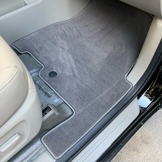 Коврики на KIA Carnival III 7 мест 2014 - 2021 в Сургуте Коврики на KIA Carnival III 7 мест 2014 - 2021 в Сургуте