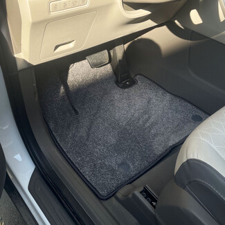 Ворсовые коврики на KIA Carnival IV 8 мест 2020 - 2025 в Сургуте Ворсовые коврики на KIA Carnival IV 8 мест 2020 - 2025 в Сургуте