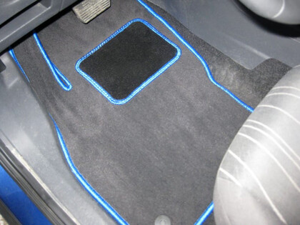 Ворсовые коврики на Opel Corsa D 2006 - 2014 в Сургуте Ворсовые коврики на Opel Corsa D 2006 - 2014 в Сургуте