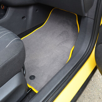 Ворсовые коврики на Opel Corsa D 2006 - 2014 в Сургуте Ворсовые коврики на Opel Corsa D 2006 - 2014 в Сургуте