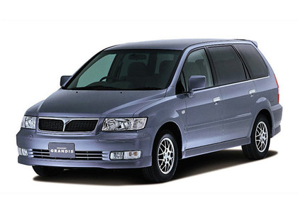 Коврики на Mitsubishi Chariot Grandis 1997 - 2003 в Сургуте