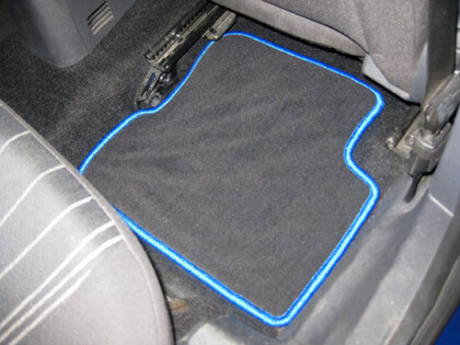 Ворсовые коврики на Opel Corsa D 2006 - 2014 в Сургуте Ворсовые коврики на Opel Corsa D 2006 - 2014 в Сургуте