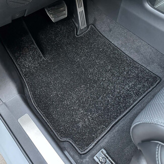 Ворсовые коврики на Chery Tiggo 8L 2024 - 2025 в Сургуте Ворсовые коврики на Chery Tiggo 8L 2024 - 2025 в Сургуте