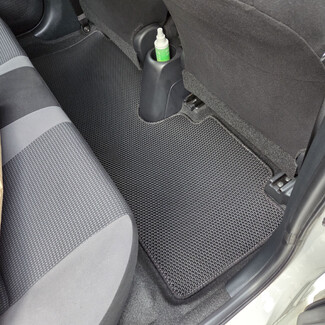 Ворсовые коврики на Toyota Vios 2013 - 2026 в Сургуте Ворсовые коврики на Toyota Vios 2013 - 2026 в Сургуте