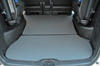 Ворсовые коврики на Nissan Serena (C26) 2010 - 2016 в Сургуте