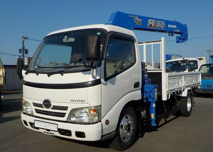 Коврики на Hino 300 I узкая кабина 1999 - 2015 в Сургуте Коврики на Hino 300 I узкая кабина 1999 - 2015 в Сургуте