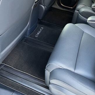 Коврики на Lynk & Co 900 2025&nbsp;-&nbsp;2026 в Сургуте