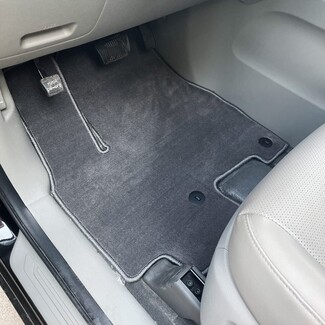 Ворсовые коврики на KIA Carnival III 9 мест и 11 мест 2014&nbsp;-&nbsp;2021 в Сургуте