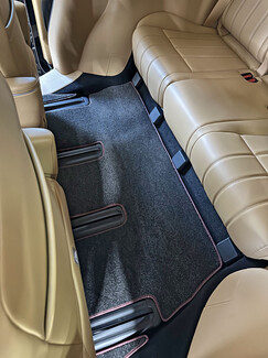 Коврики на Voyah Dream 2021 - 2026 в Сургуте Коврики на Voyah Dream 2021 - 2026 в Сургуте