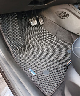 Коврики на Lada (ВАЗ) Aura 2023 - 2025 в Сургуте Коврики на Lada (ВАЗ) Aura 2023 - 2025 в Сургуте