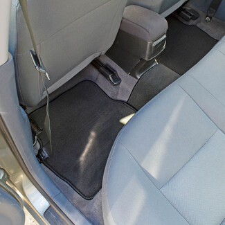 Ворсовые коврики на Nissan Almera 2 (N16) 2000 - 2006 в Сургуте Ворсовые коврики на Nissan Almera 2 (N16) 2000 - 2006 в Сургуте