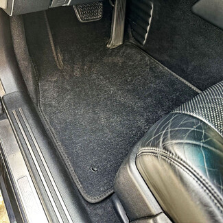 Коврики на Lexus LS IV 2006 - 2017 в Сургуте Коврики на Lexus LS IV 2006 - 2017 в Сургуте