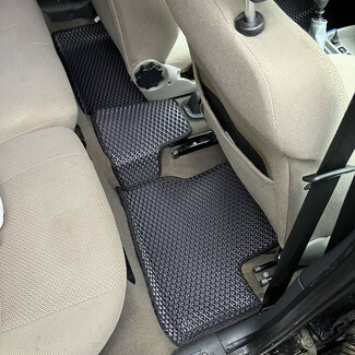 Коврики на Lada (ВАЗ) Kalina 2004 - 2018 в Сургуте Коврики на Lada (ВАЗ) Kalina 2004 - 2018 в Сургуте