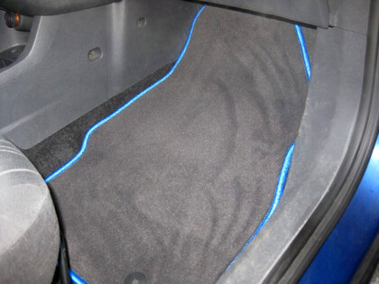 Ворсовые коврики на Opel Corsa D 2006 - 2014 в Сургуте Ворсовые коврики на Opel Corsa D 2006 - 2014 в Сургуте