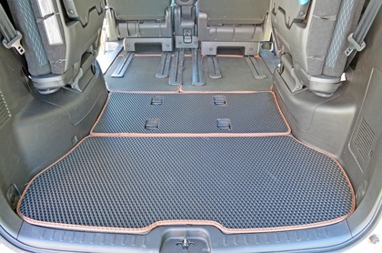 Ворсовые коврики на Nissan Serena (C26) 2010 - 2016 в Сургуте