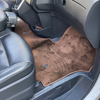 Водительские ворсовые коврики Hyundai Staria 9 мест 2021 - 2026 в Сургуте Водительские ворсовые коврики Hyundai Staria 9 мест 2021 - 2026 в Сургуте