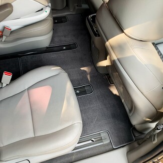 Ворсовые коврики на KIA Carnival III 9 мест и 11 мест 2014&nbsp;-&nbsp;2021 в Сургуте